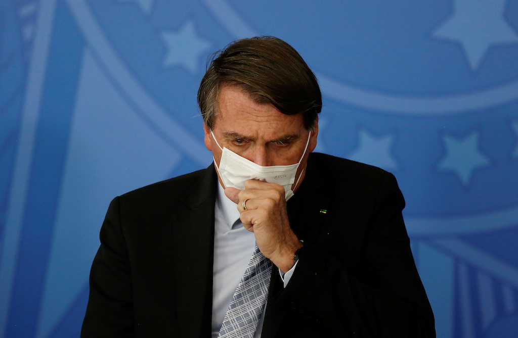O Jair tá off