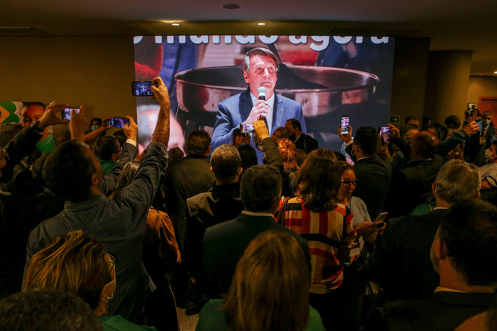Bolsonaro topa encontrar marqueteiro Duda Lima