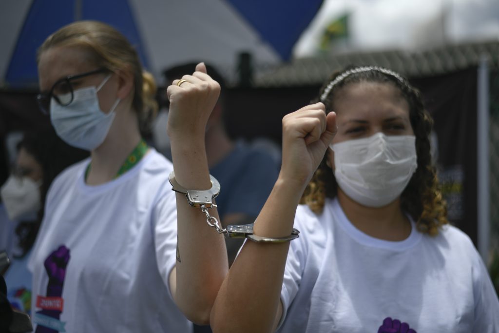 STJ volta a suspender julgamento sobre planos de saúde