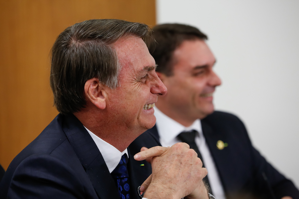 O jogo duplo de Bolsonaro na liberação da jogatina