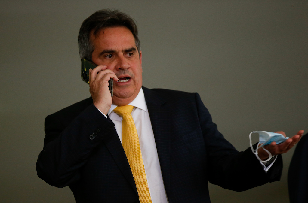 Valdemar e Bolsonaro se unem por intervenção no PP de São Paulo