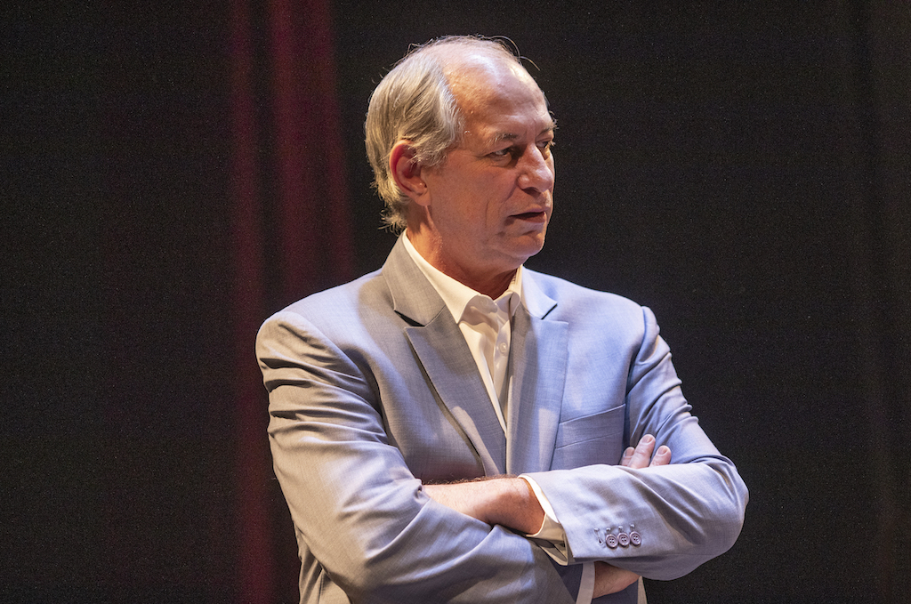 Ciro Gomes ainda tenta o União Brasil