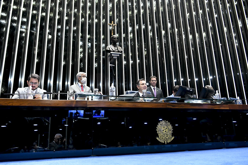 Senado encerra votações do pacotão de cargos