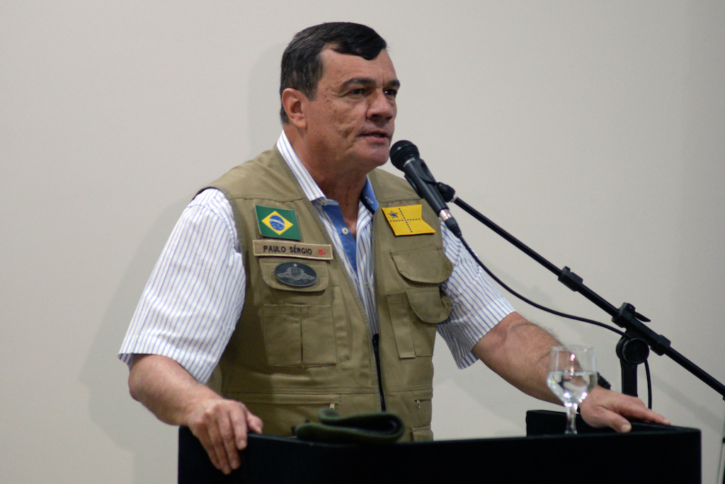 Tá sobrando tanque?
