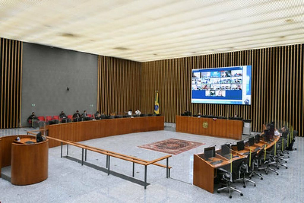 Os dois primeiros nomes da lista do STJ