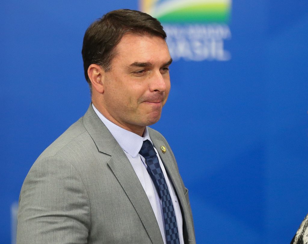 Ministério Público do Rio pede anulação de denúncia contra Flávio Bolsonaro