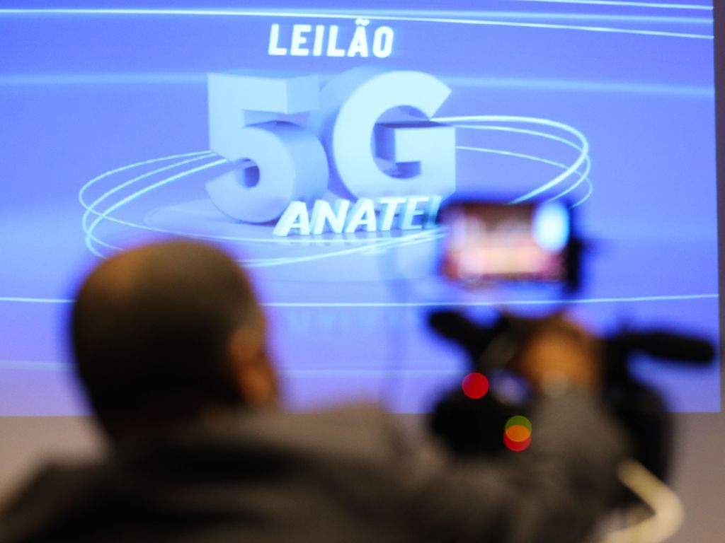 Implantação do 5G no Brasil deve atrasar