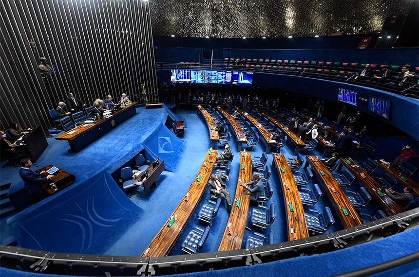 Projeto de lei que blinda advogados vai à sanção