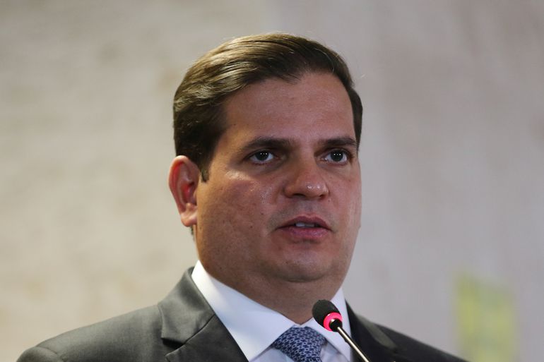 Ex-diretor-geral da Aneel ganha cargo na Itaipu