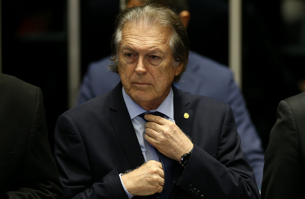 O fator Luciano Bivar