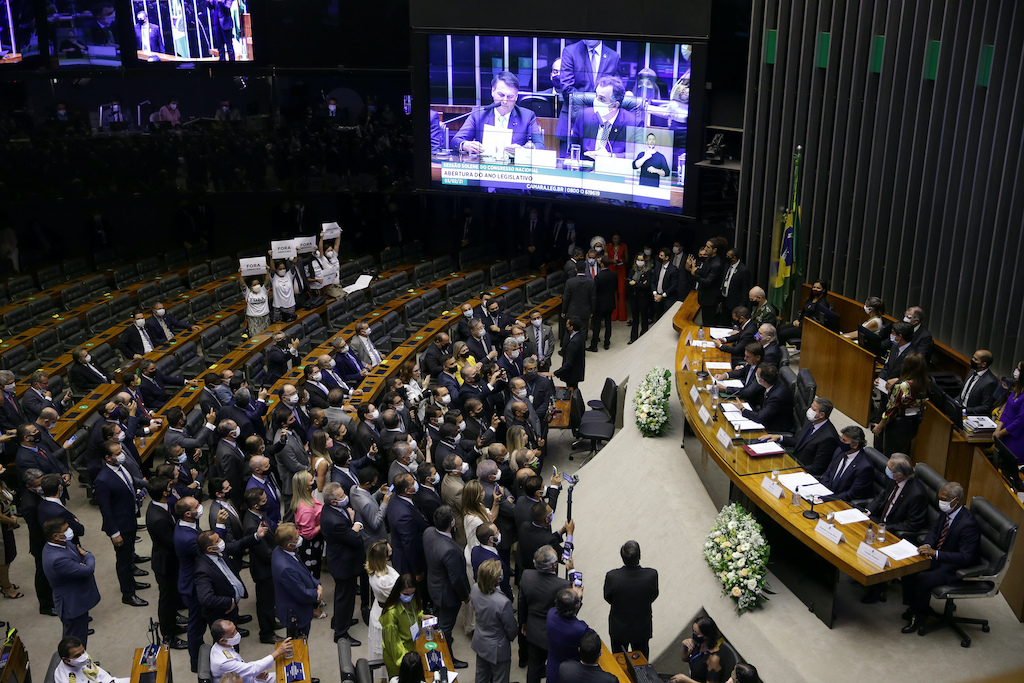 Prisão de deputado: deputados temem Conselho de Ética operante