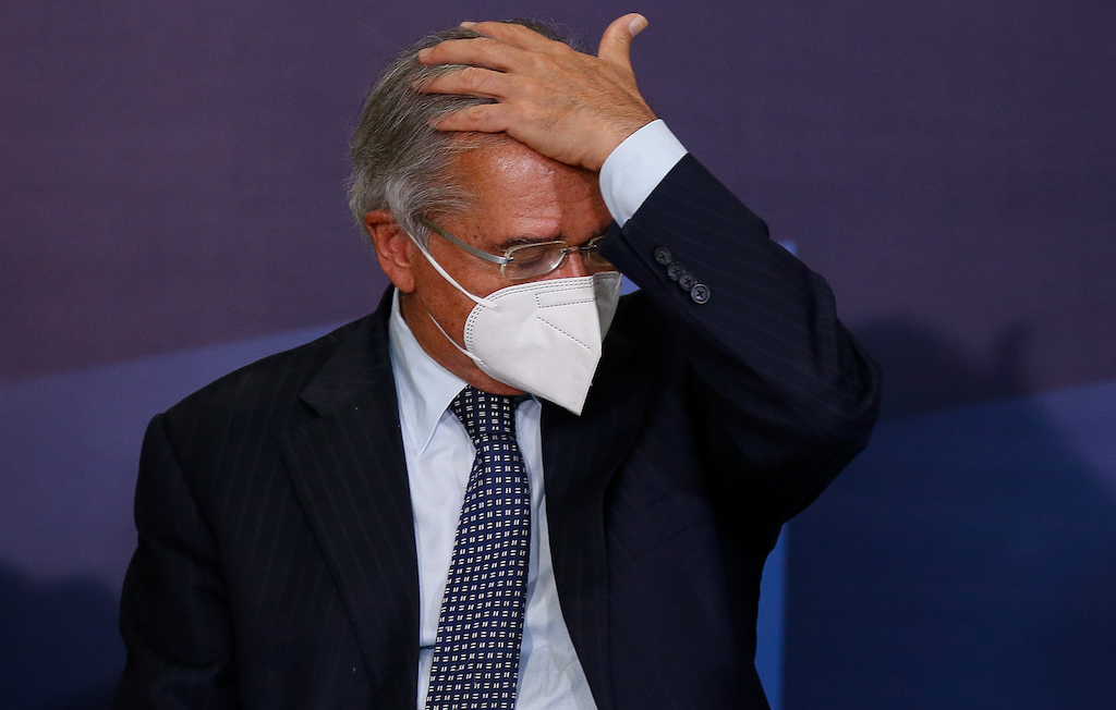 Paulo Guedes freia PEC Kamikaze