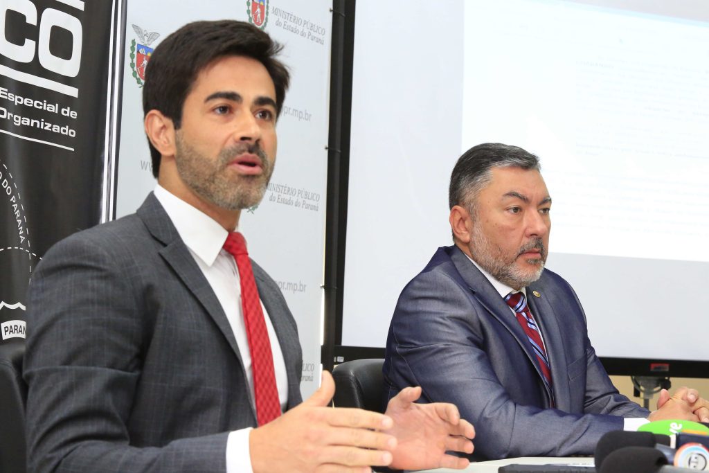 “Motivação política salta aos olhos”