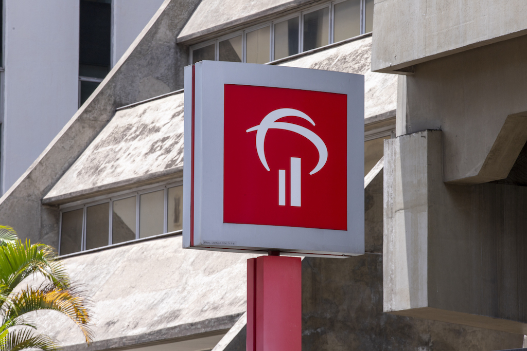 Governo e Bradesco se estranham