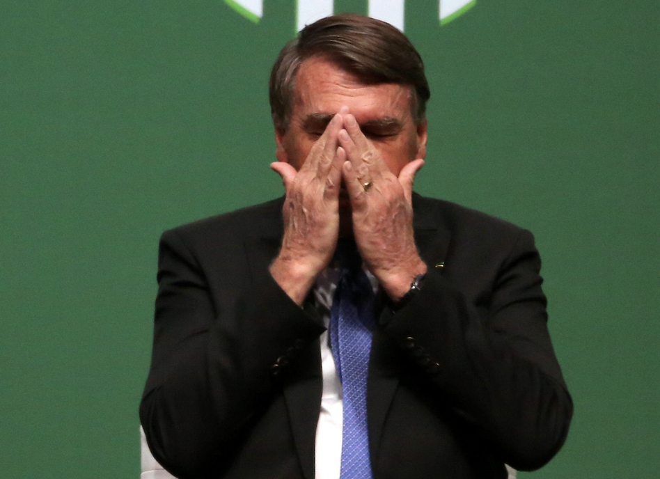 Bolsonaro perde para a inflação