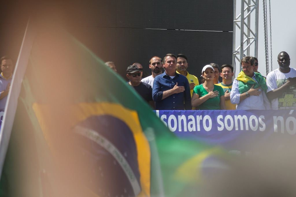 Derrota contratada