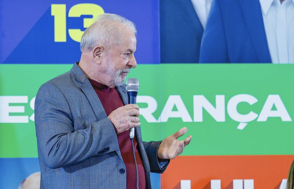 Em dia de Bolsonaro, dá Lula