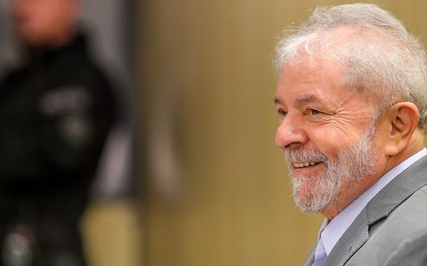 TSE homologa candidatura de Lula