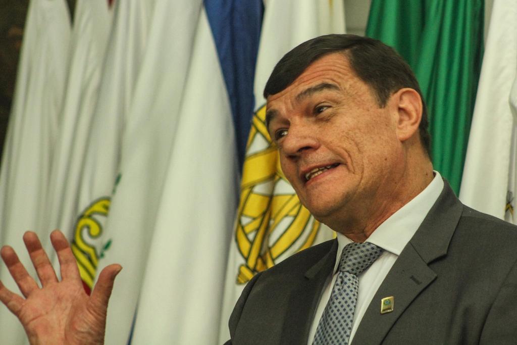 O conto da Defesa