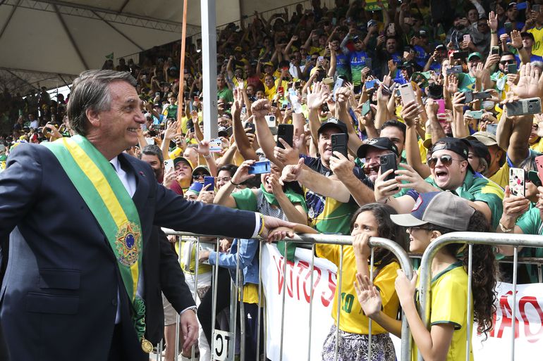 Bolsonaro lidera no DataGoogle