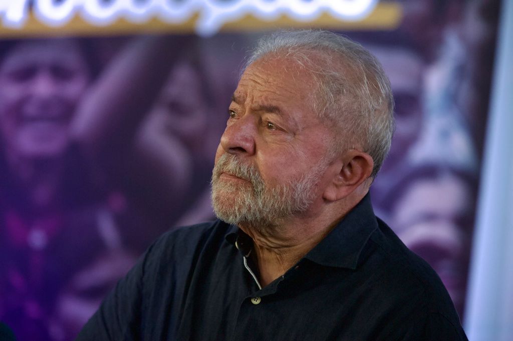 Lula não poderá usar imagens do “showmício”