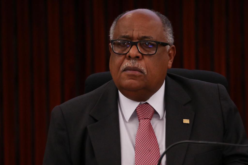 Sobrou até para o Carluxo