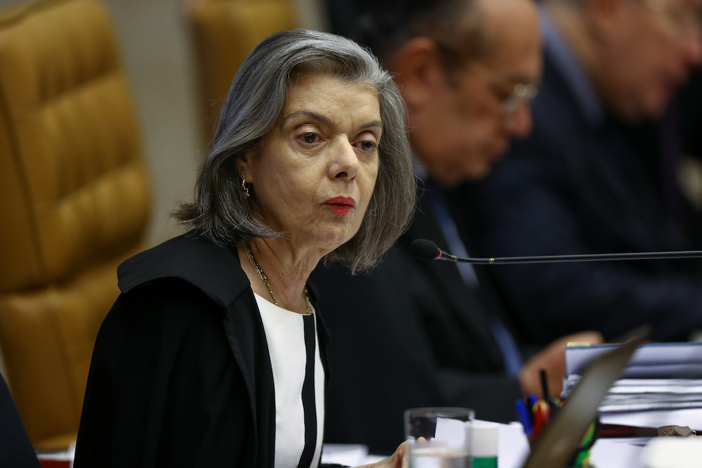 A defesa de Cármen