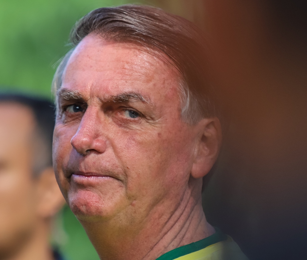 Bolsonaro impõe condições