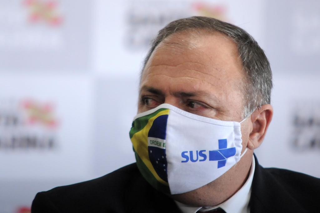 Ministério da Saúde inerte frente ao colapso nacional