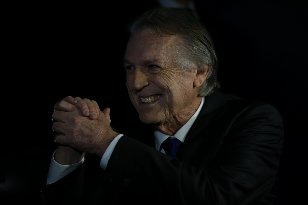 Jogo difícil com o PT