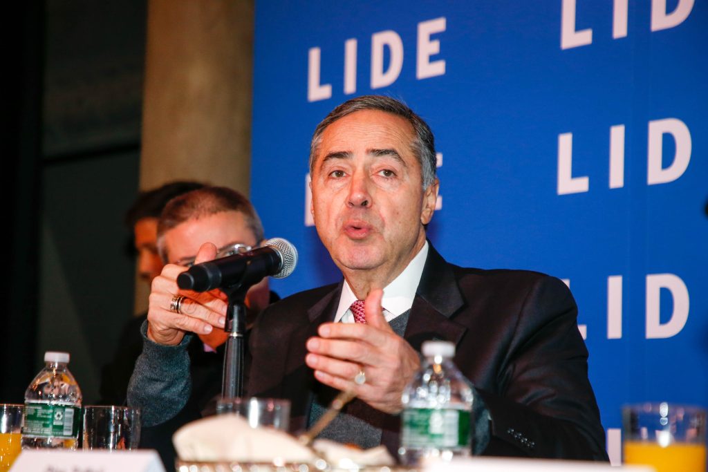 No pé dos ministros