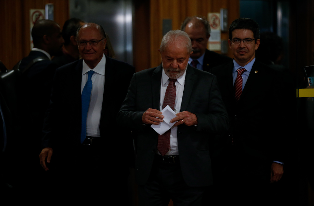 Lula cauteloso