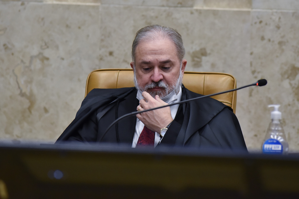 A revolta dos procuradores