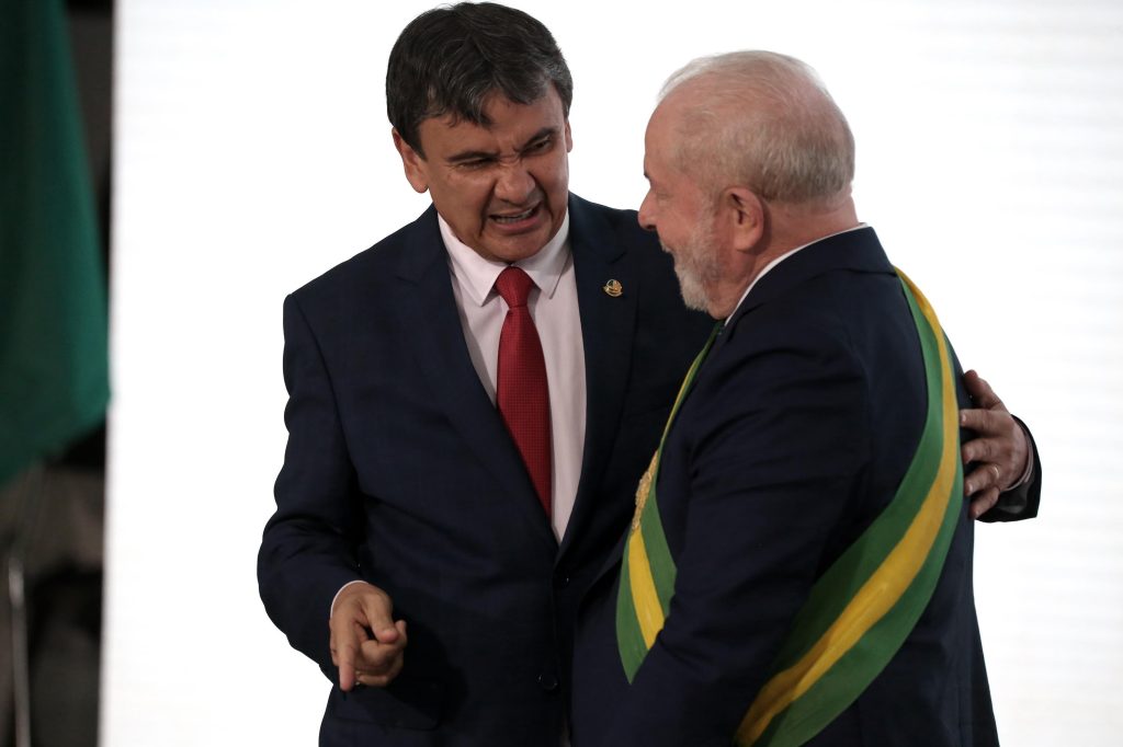 Bolsa Família e mais 10