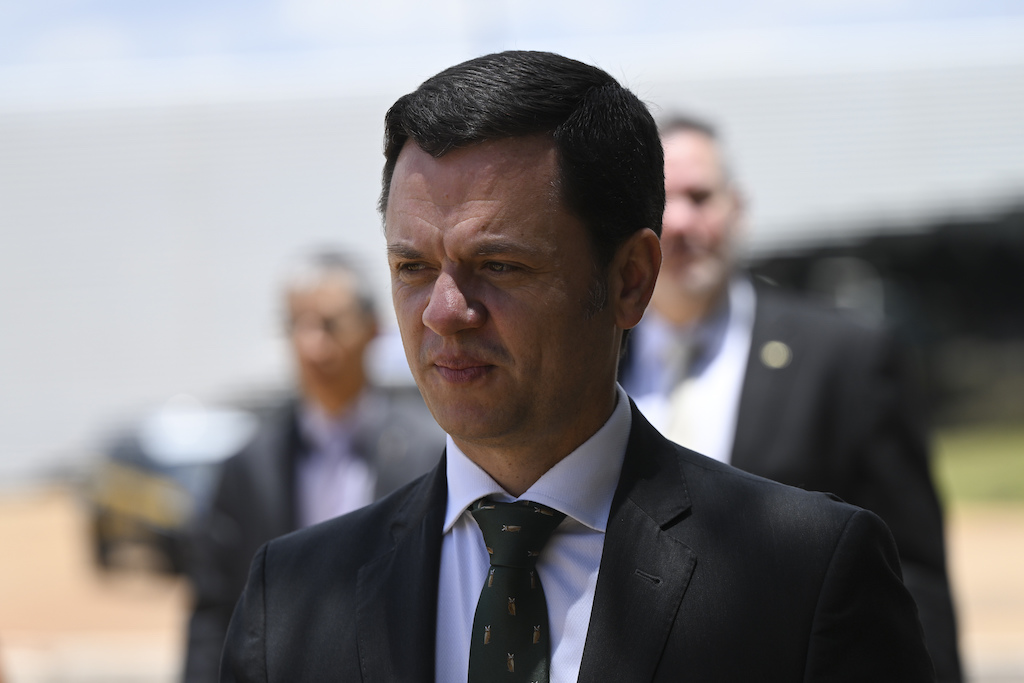 É dia de prisão