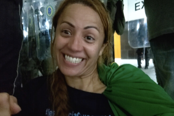 Mais uma na cadeia