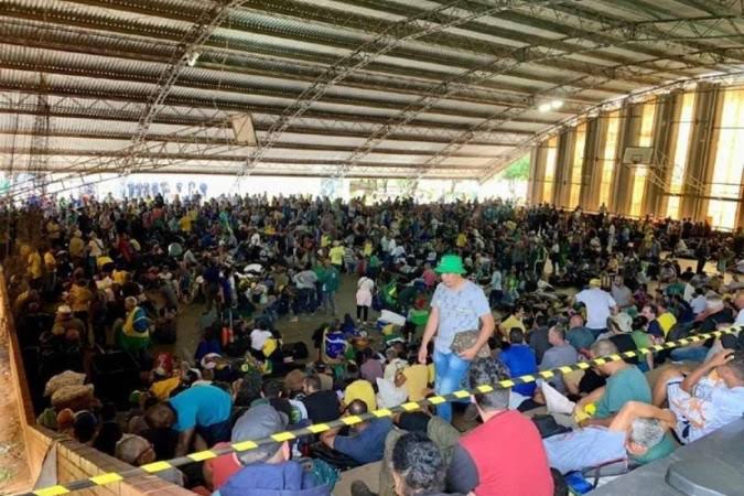 Holocausto não é aqui