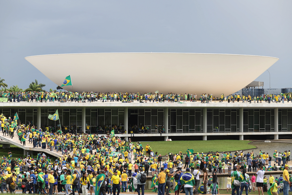 Punir os golpistas não será simples