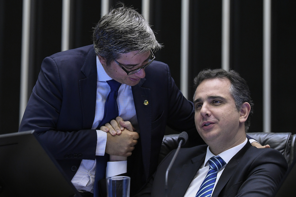 Na cara de pau