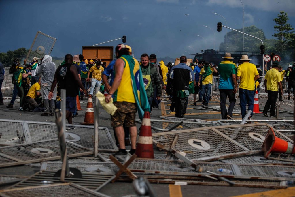 O extremismo sem freios