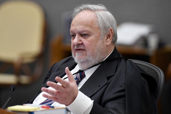 Três na disputa pelo STJ