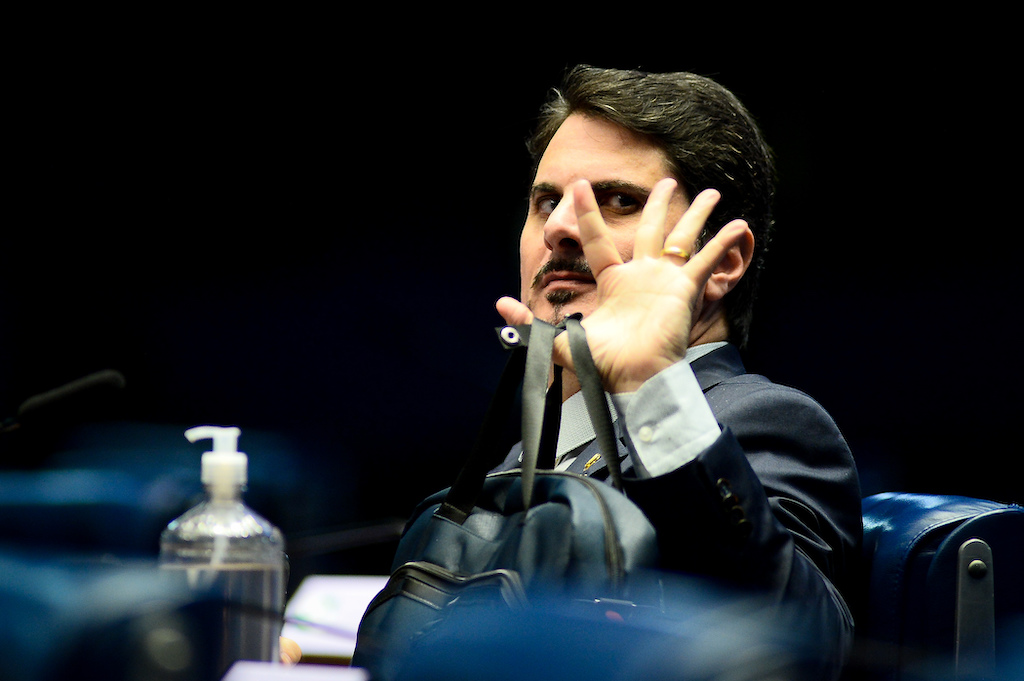 As conspiratas na praça