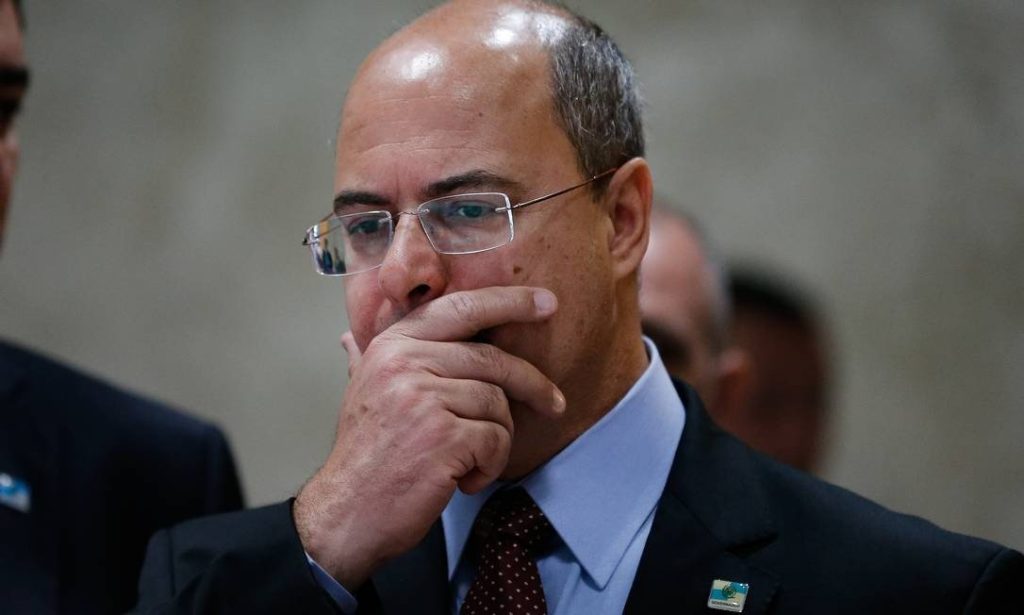 Witzel diz a amigos que, se cair, não será em silêncio