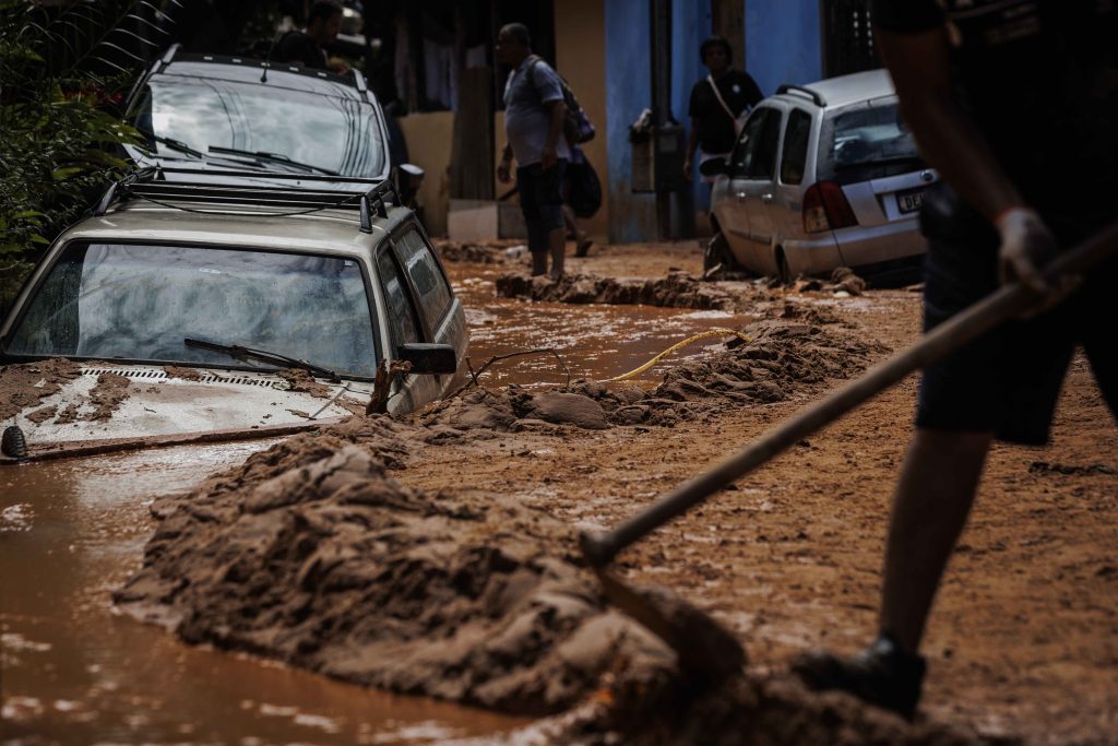 Dinheiro para São Sebastião