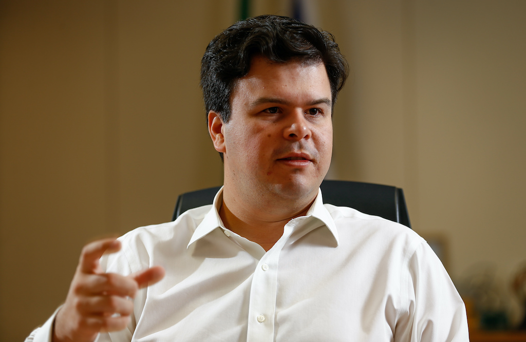 Fernando Coelho Filho tenta voltar ao Ministério de Minas e Energia