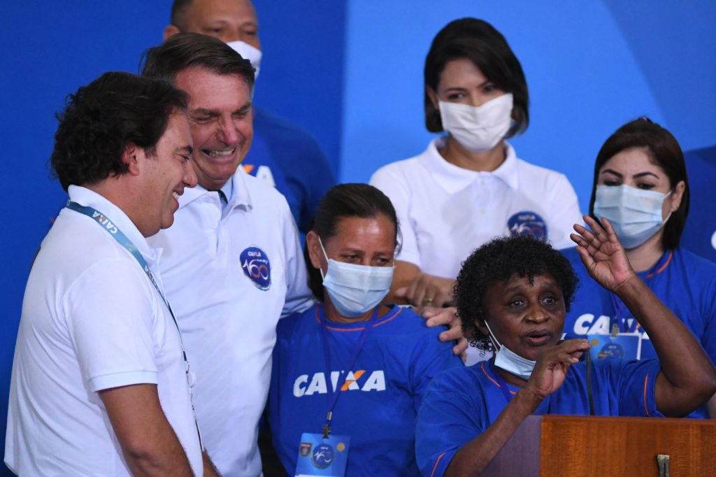 Postura política do presidente da Caixa desagrada funcionários