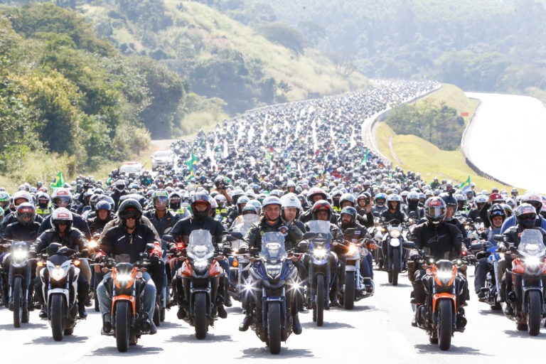 O medo do tombo na motociata