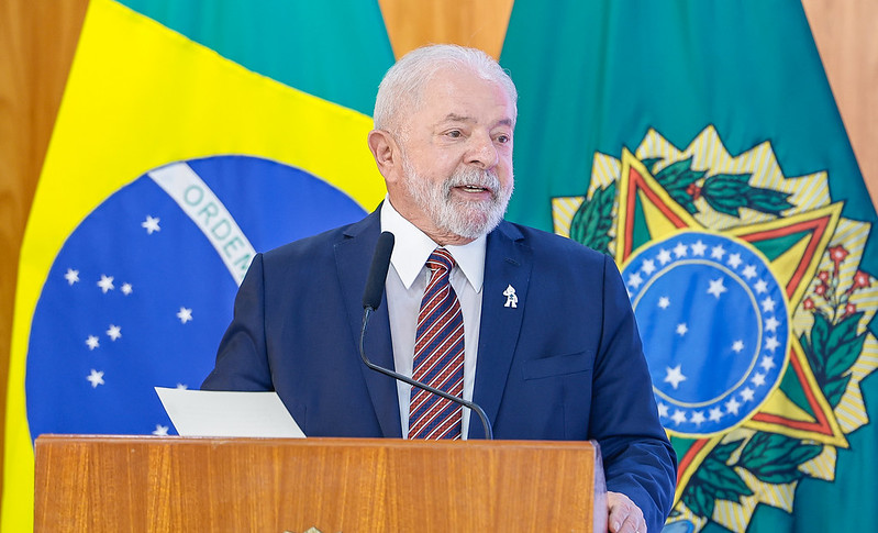 Se não atrapalhar, ajuda