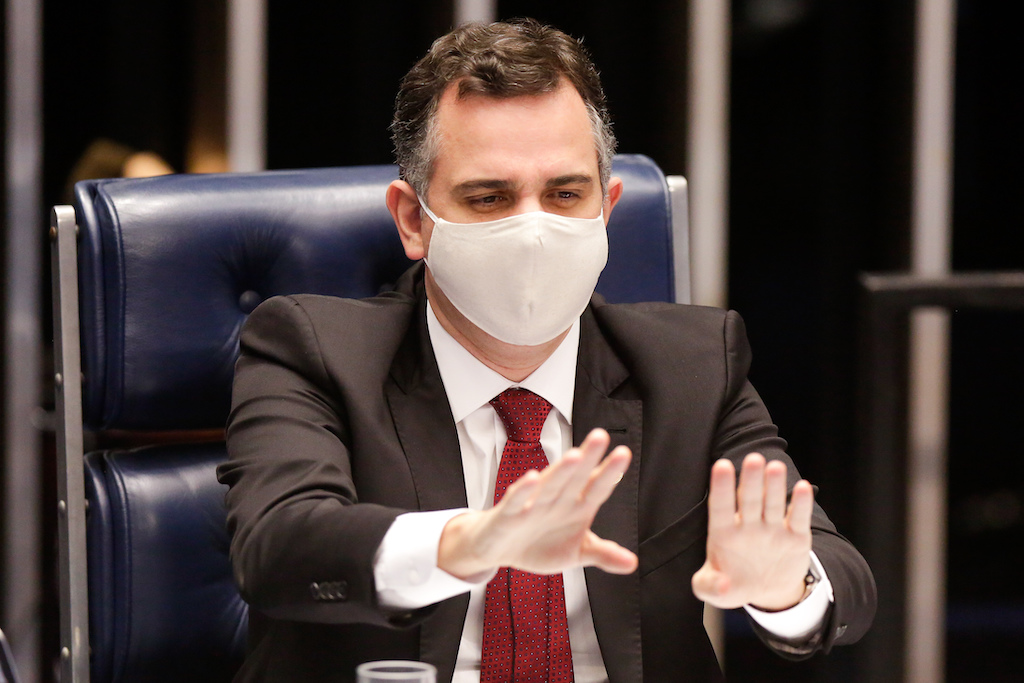 Pacheco e Lira jogam com Guedes no auxílio emergencial
