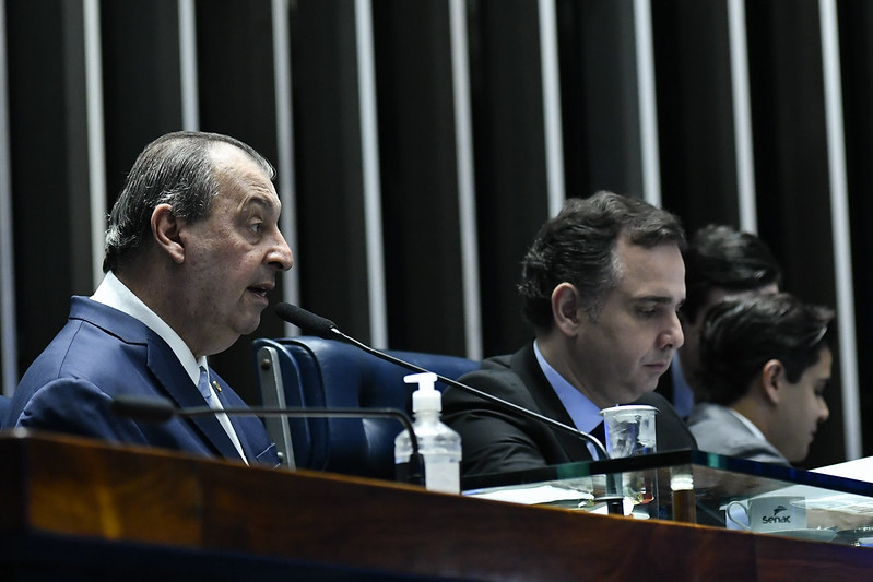 Caminho mais longo no Senado
